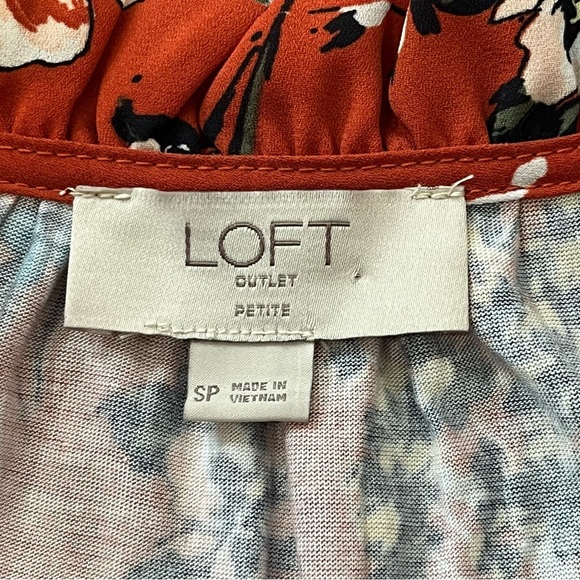 Loft Tunic Blouse Womens Size Small Petite Floral Sheer Pullover V Neck - Picture 4 of 9